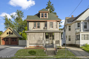 942 Central Parkway Schenectady, NY 12309