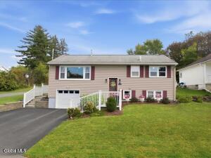 112 Seneca Street Troy, NY 12180