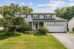63 Aspen Circle Albany, NY 12208