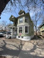 318 Georgetta Dix Schenectady, NY 12307