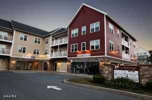 60 Weibel Avenue Saratoga Springs, NY 12866