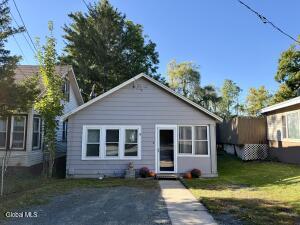 7 Palmer Street Stillwater, NY 12170