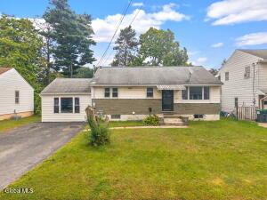 1405 Lawn Avenue Schenectady, NY 12306
