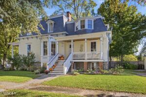 2 Madison Avenue Saratoga Springs, NY 12866