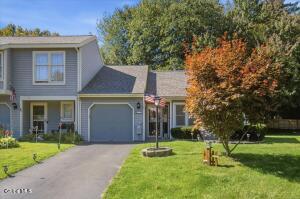 22 Cromwell Drive Halfmoon, NY 12065