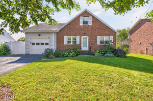 5 Hemlock Lane Albany, NY 12208