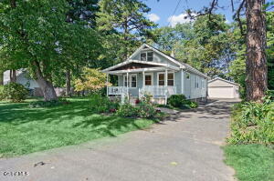 2113 Robinwood Avenue Rotterdam, NY 12306
