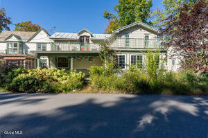 29 Wesley Avenue Round Lake, NY 12151
