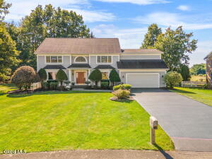 3079 New Williamsburg Drive Schenectady, NY 12303