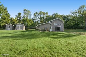 21 Teal Road Averill Park, NY 12018