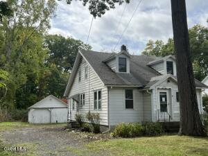 598 Feura Bush Road Glenmont, NY 12077
