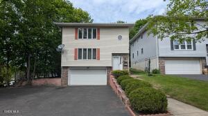 821 Salina Street Schenectady, NY 12308