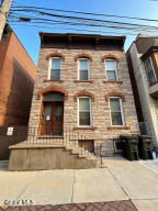 466 1st Street Troy, NY 12180