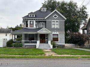 29 Kingsboro Avenue Gloversville, NY 12078