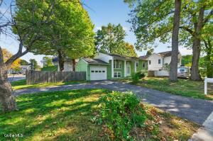 51 Vanderbilt Avenue Saratoga Springs, NY 12866