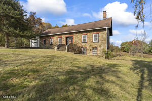 528 Schoharie Turnpike Athens, NY 12015