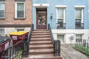 95 Columbia Street Albany, NY 12210